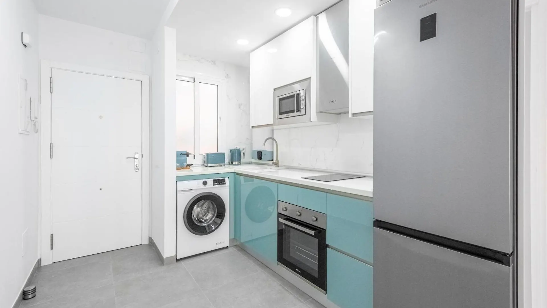 Edificio Sirena Apartment Nerja 0*,  Spain